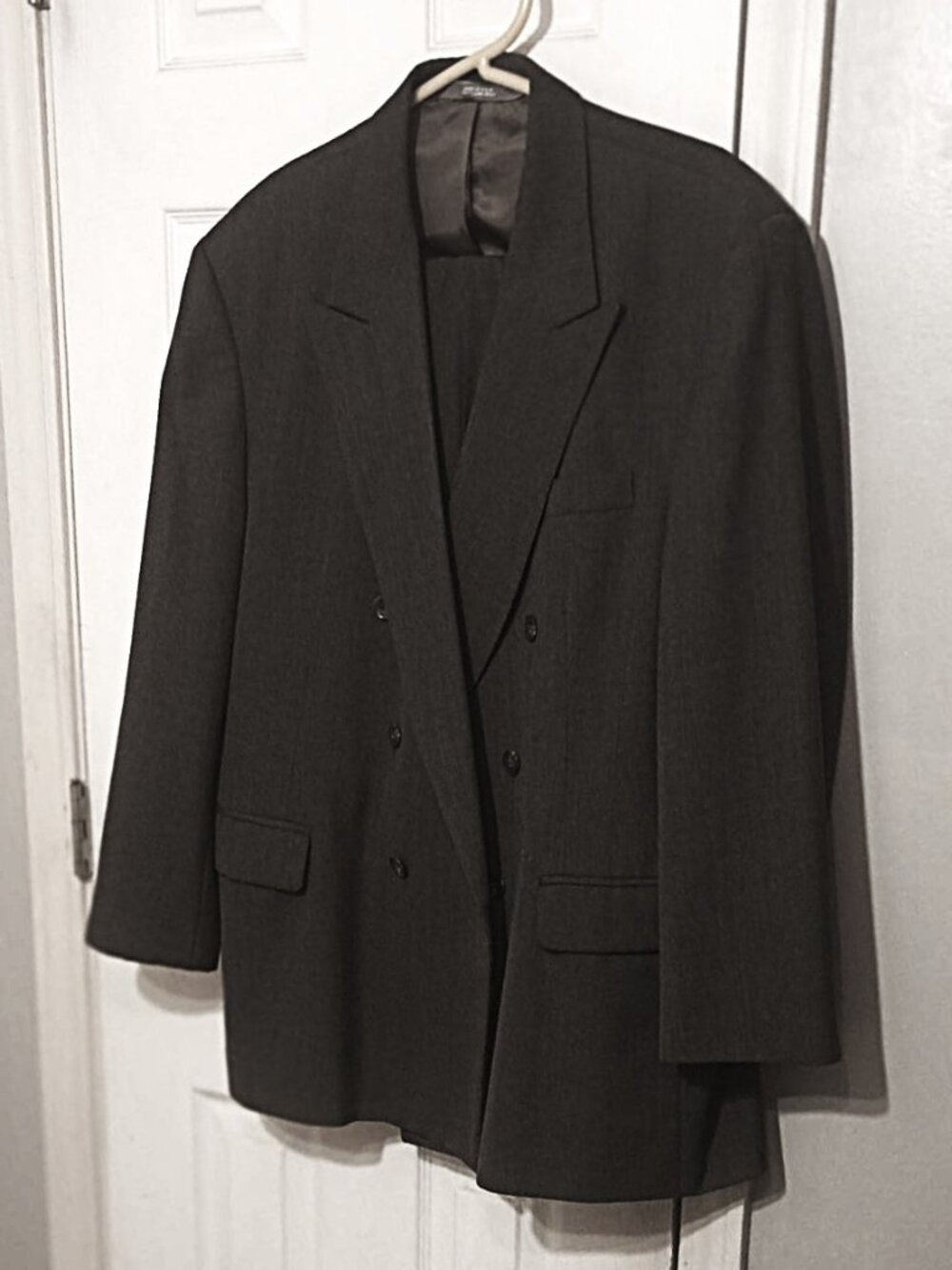 Haggar Imperial Men Double Breasted Brownish Gray 2 Piece Suit   44R